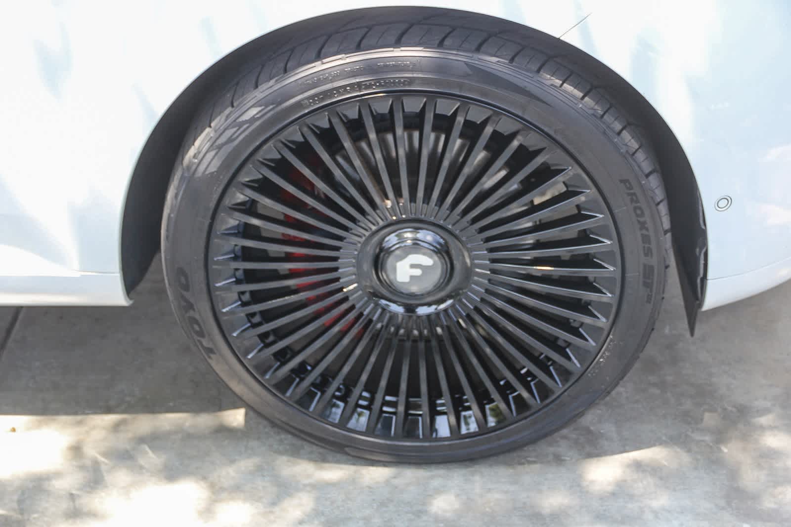 Thumbnail: 2023 Land Rover Range Rover - 9