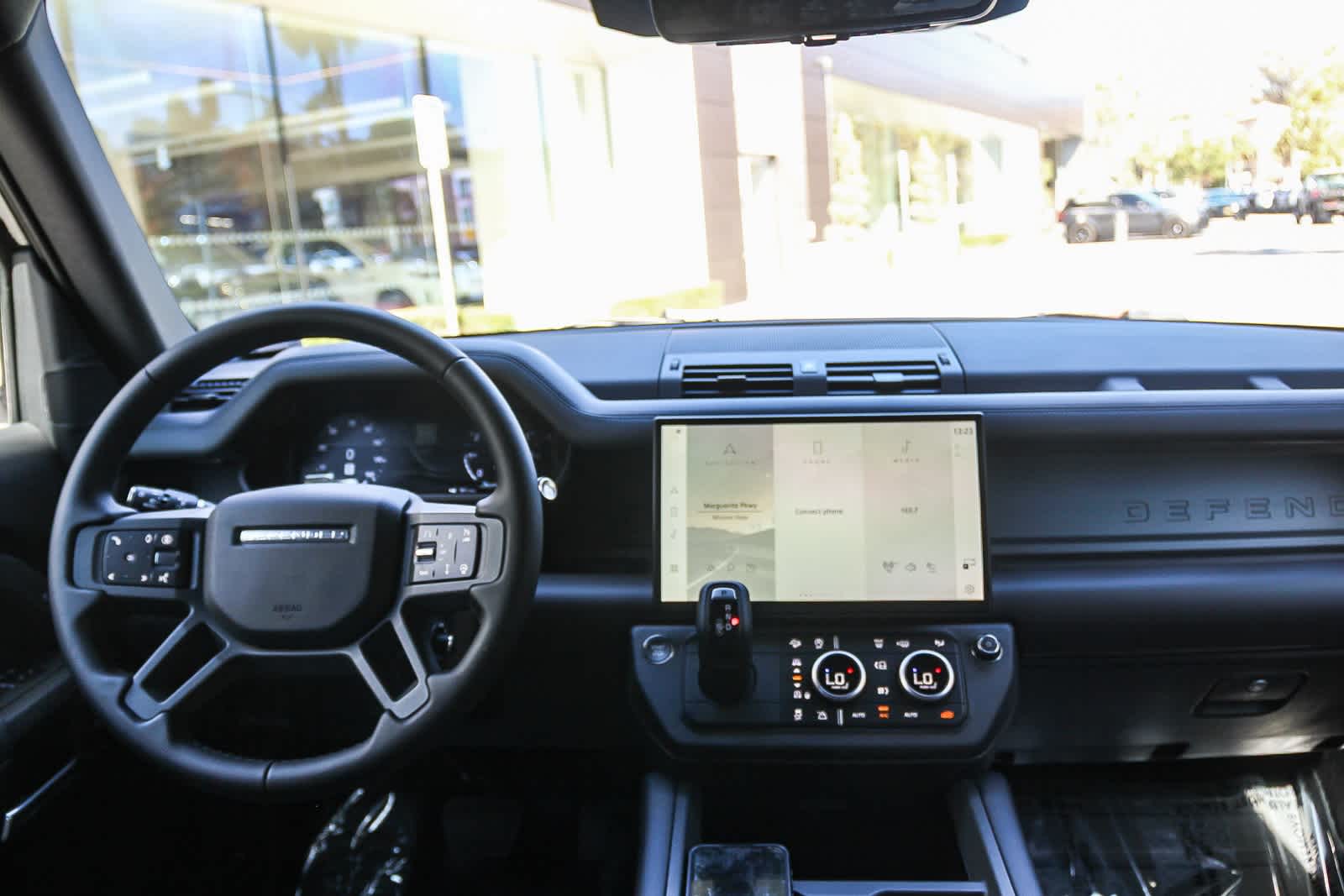 Thumbnail: 2026 Land Rover Defender - 9