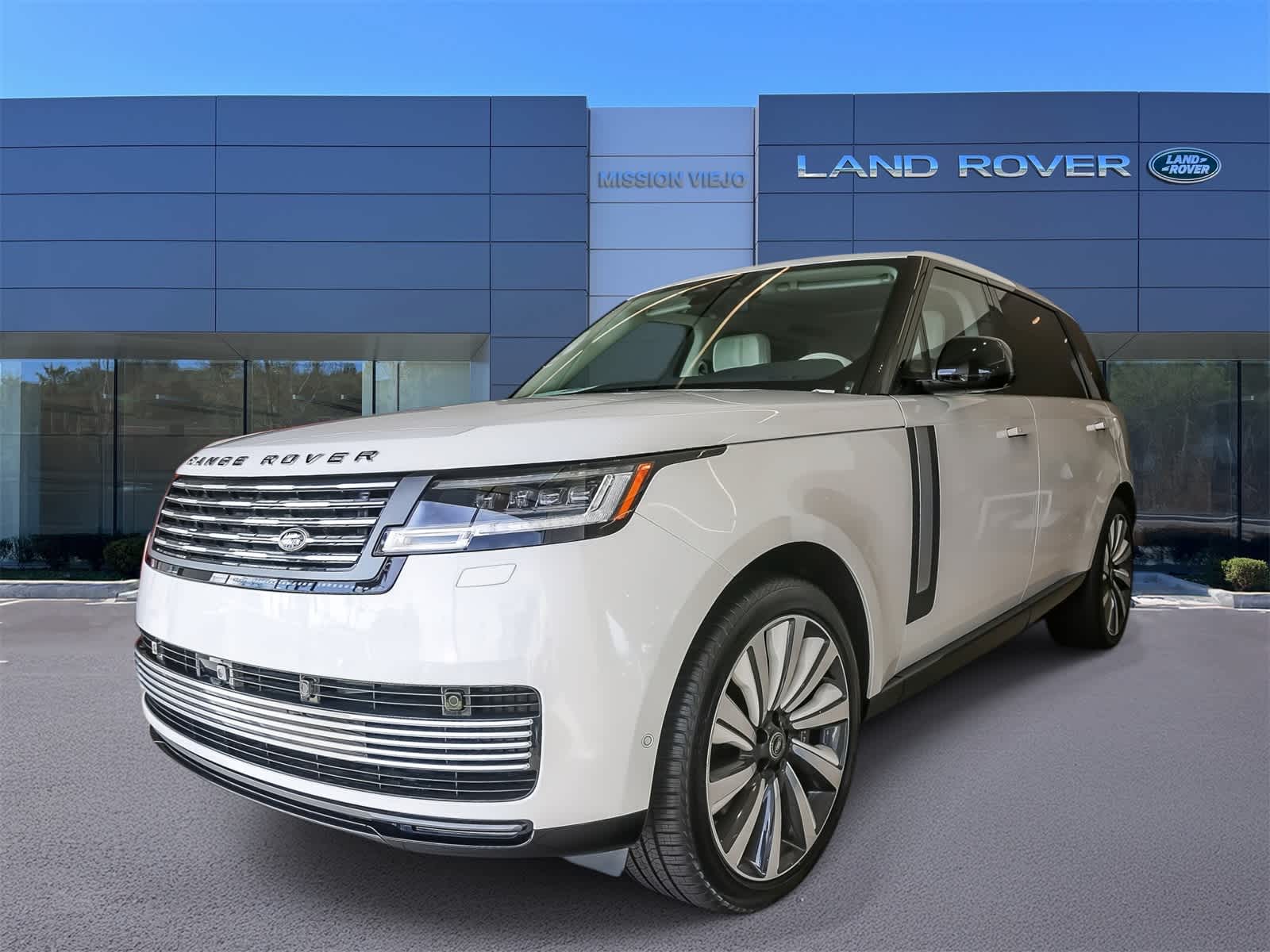 Thumbnail: 2024 Land Rover Range Rover - 1