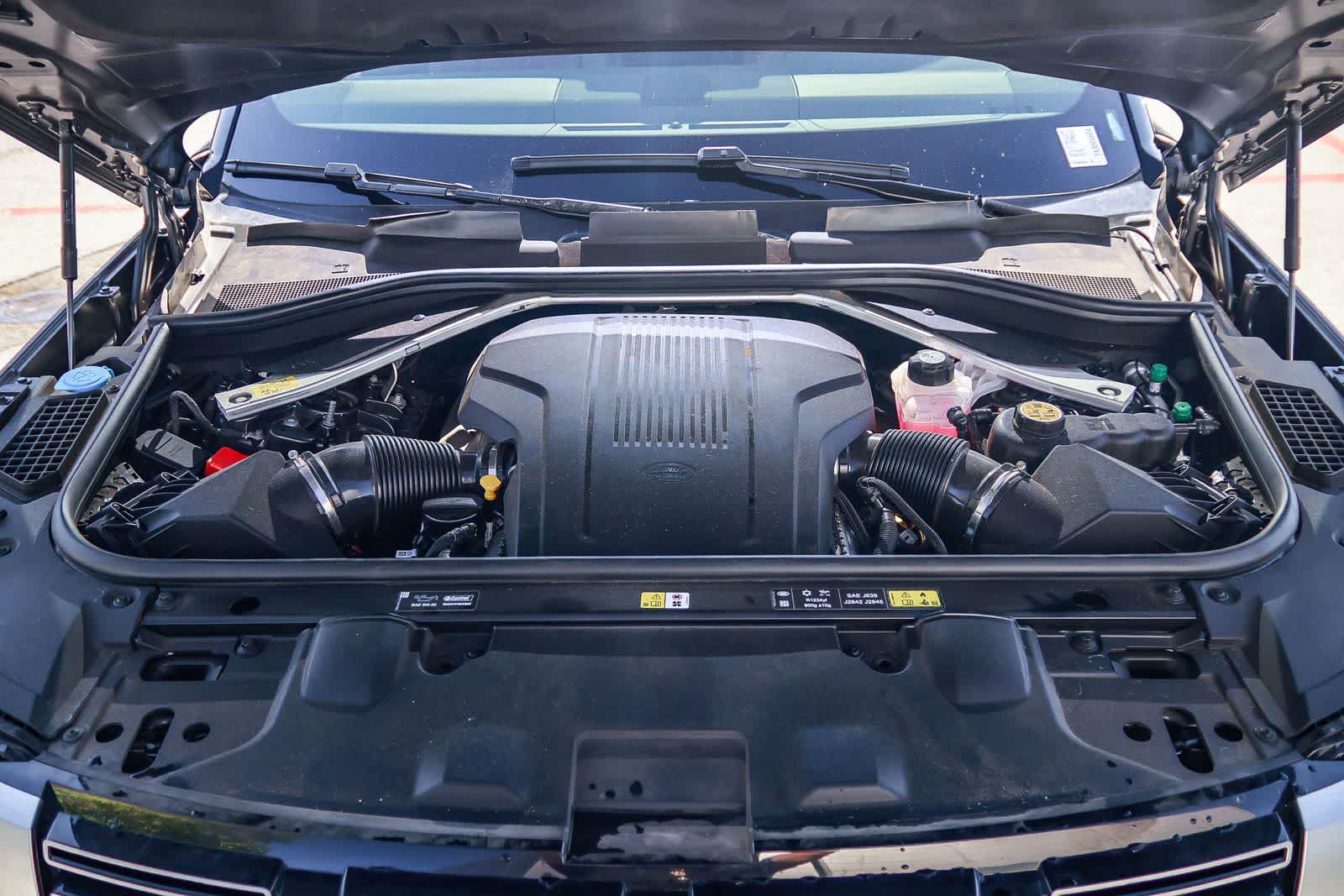 Thumbnail: 2024 Land Rover Range Rover - 27