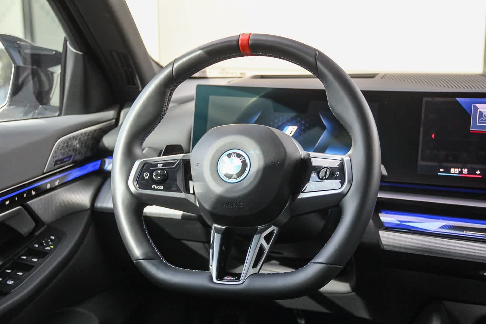 Thumbnail: 2024 BMW i5 - 15