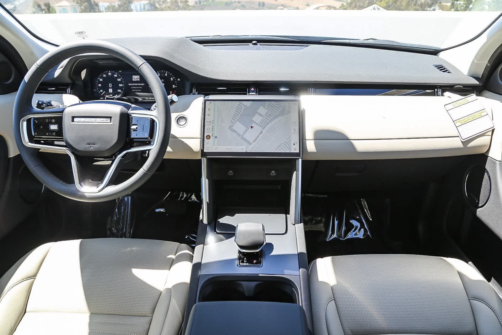 Thumbnail: 2025 Land Rover Discovery Sport - 12