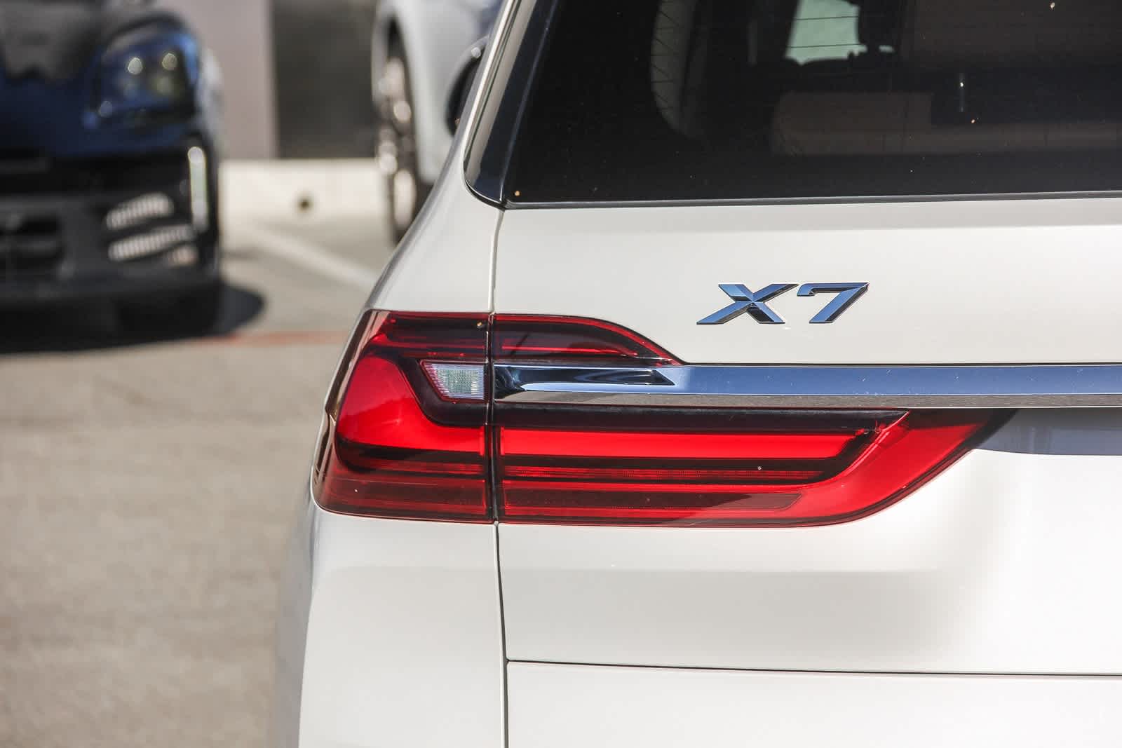 Thumbnail: 2019 BMW X7 - 8
