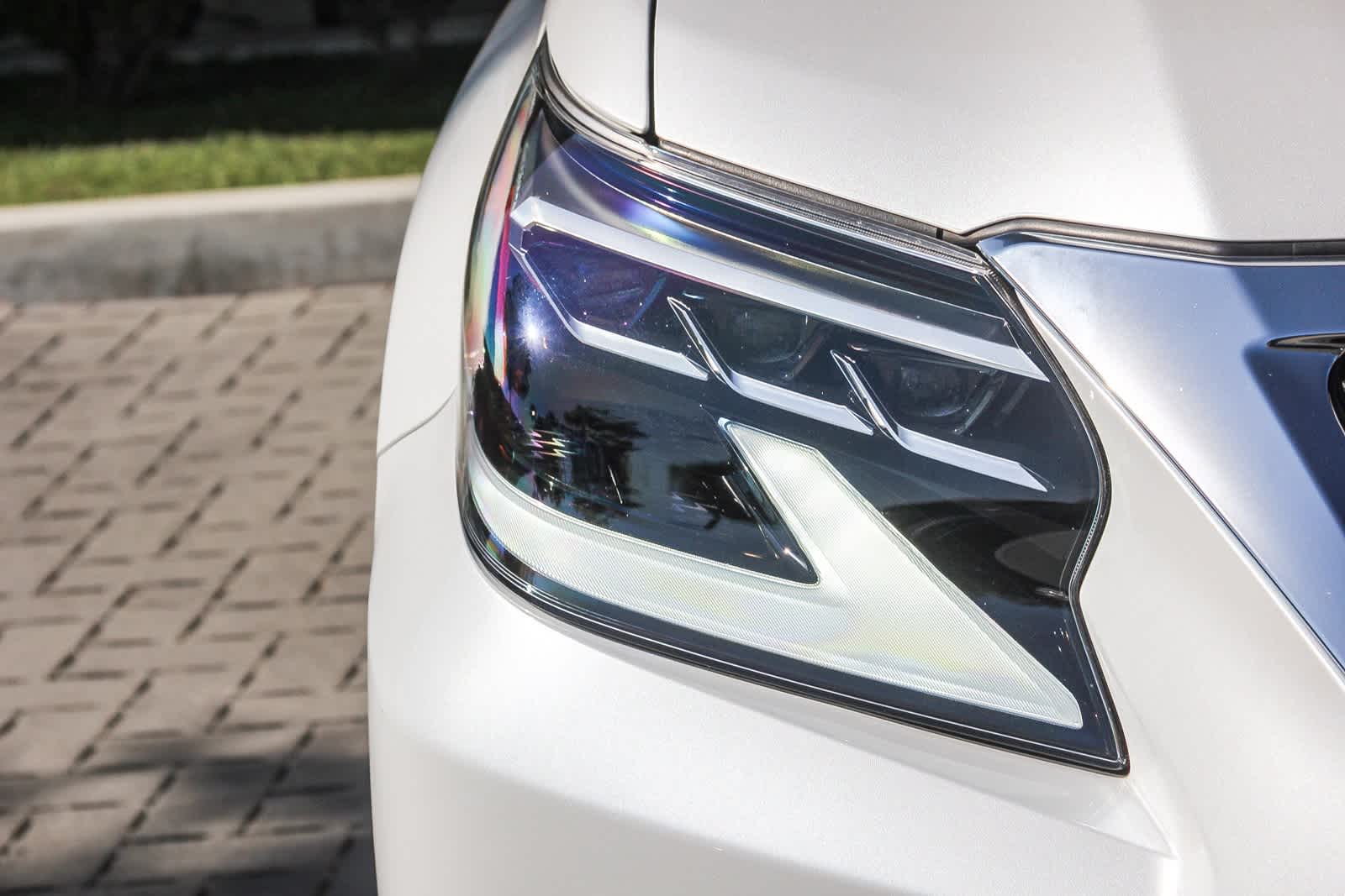 Thumbnail: 2023 Lexus GX - 4