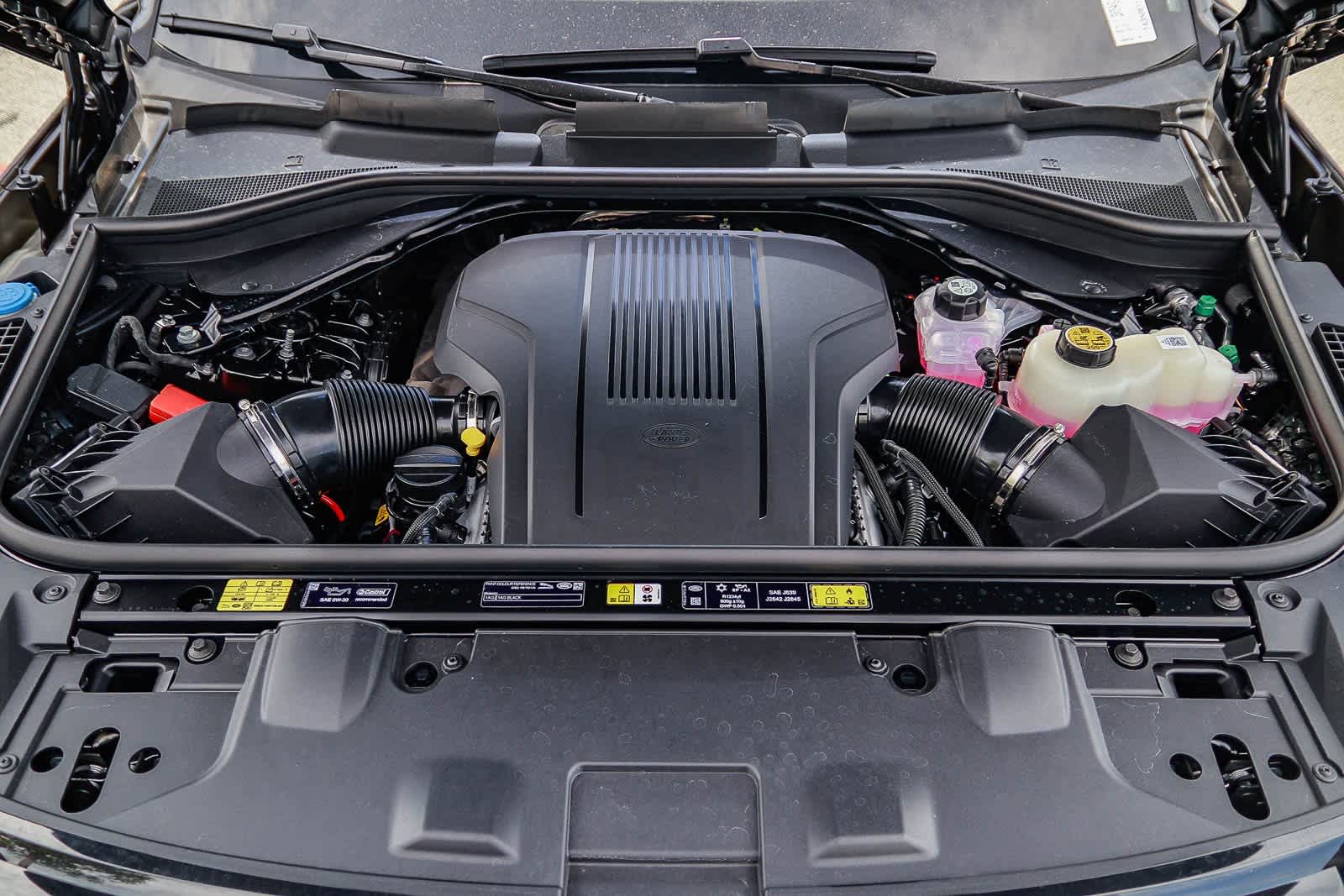 Thumbnail: 2026 Land Rover Range Rover - 30