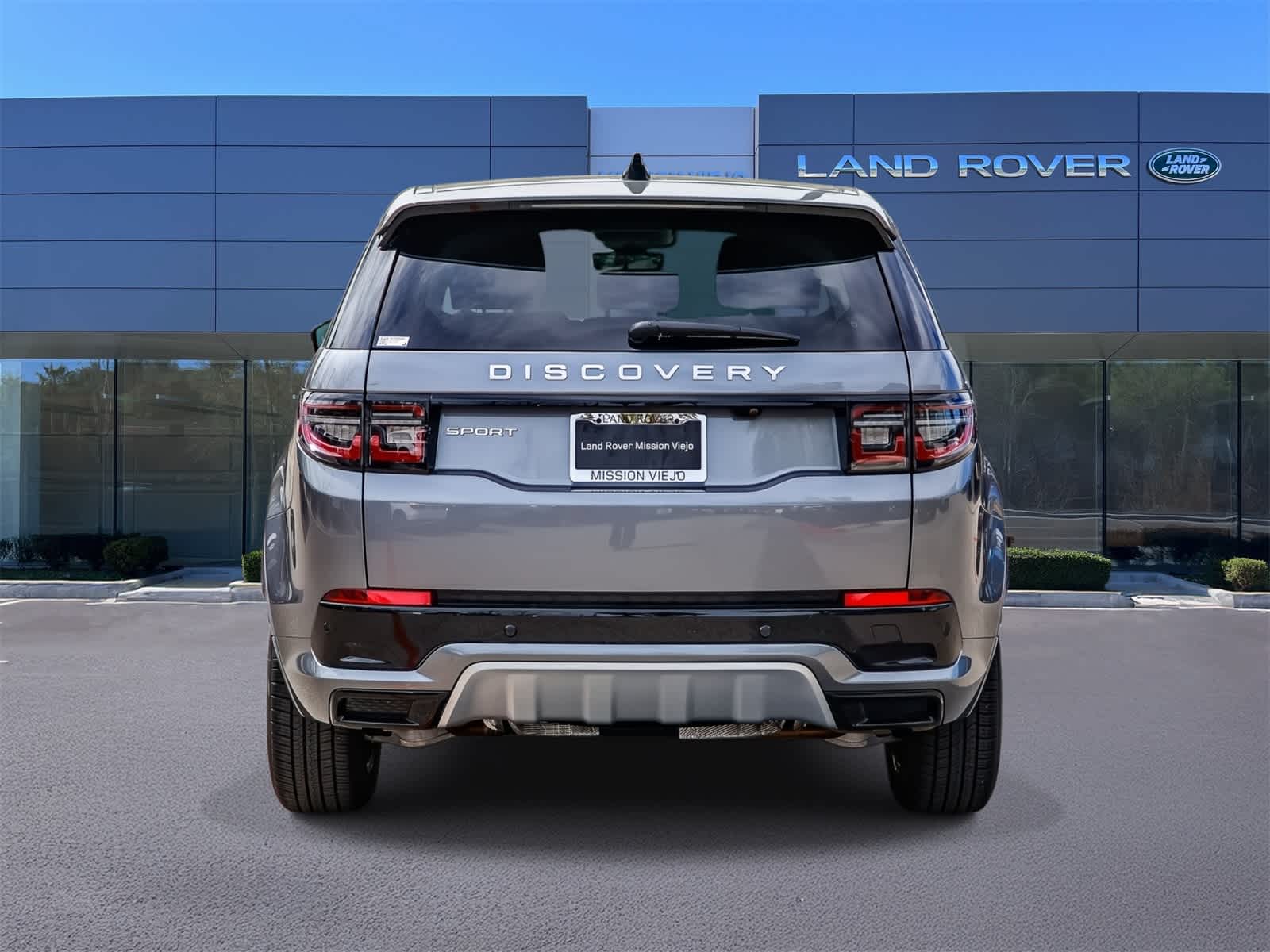 Thumbnail: 2025 Land Rover Discovery Sport - 4