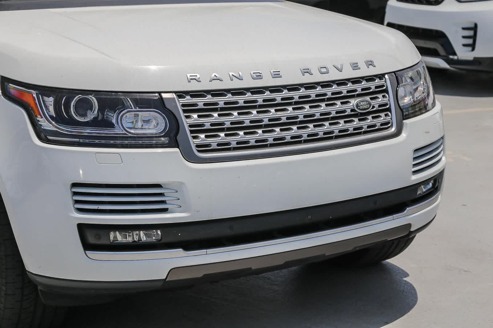 Thumbnail: 2016 Land Rover Range Rover - 4