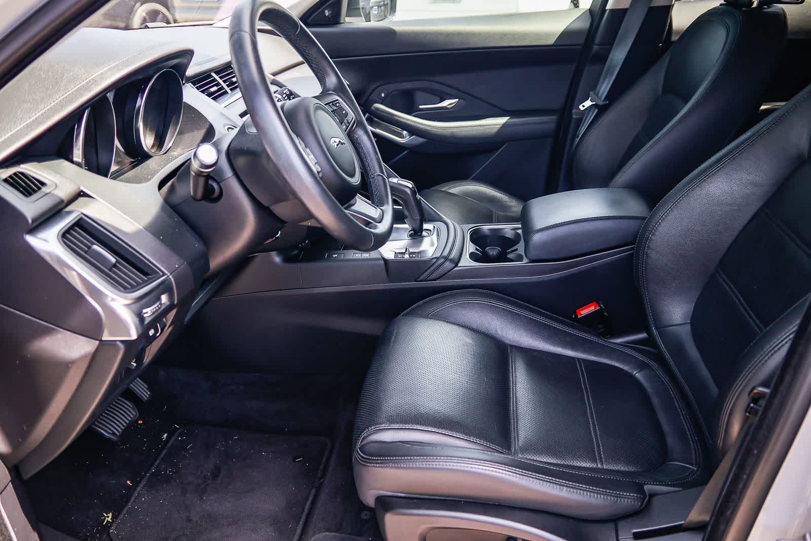 Thumbnail: 2020 Jaguar E-Pace - 18