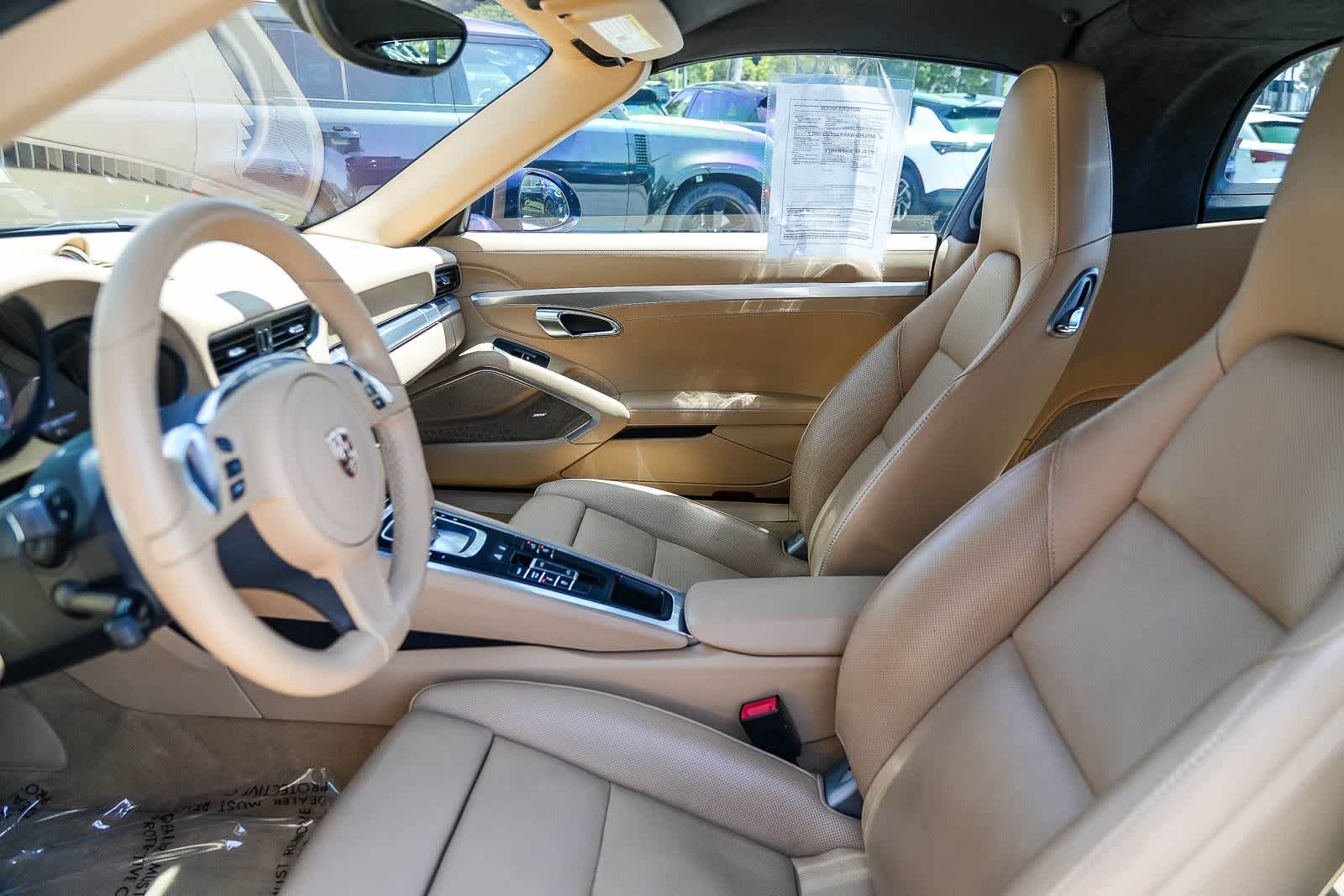 Thumbnail: 2015 Porsche 911 - 16