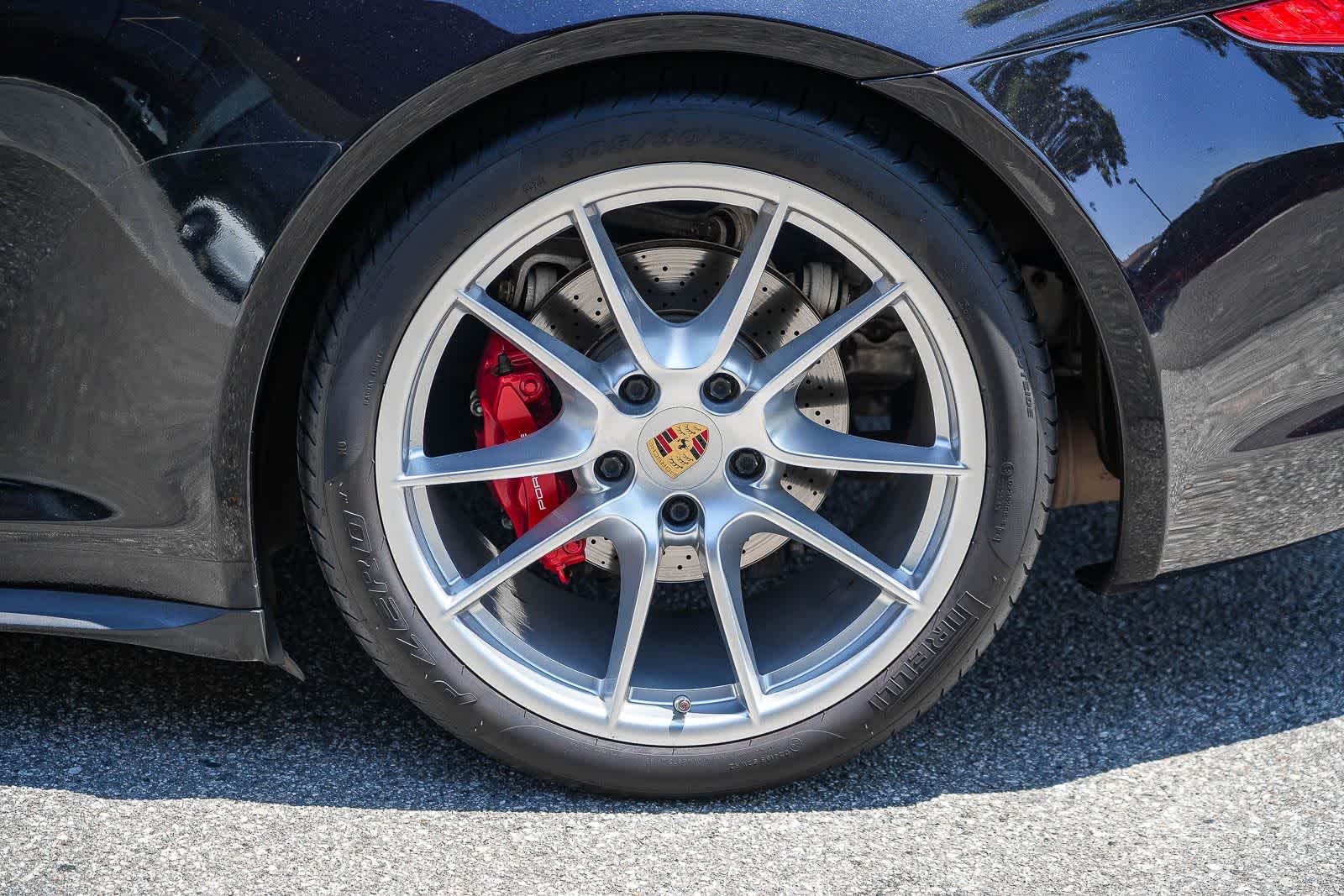 Thumbnail: 2015 Porsche 911 - 9