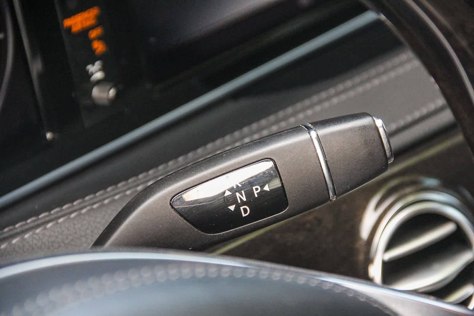 Thumbnail: 2016 Mercedes-Benz S-Class - 20