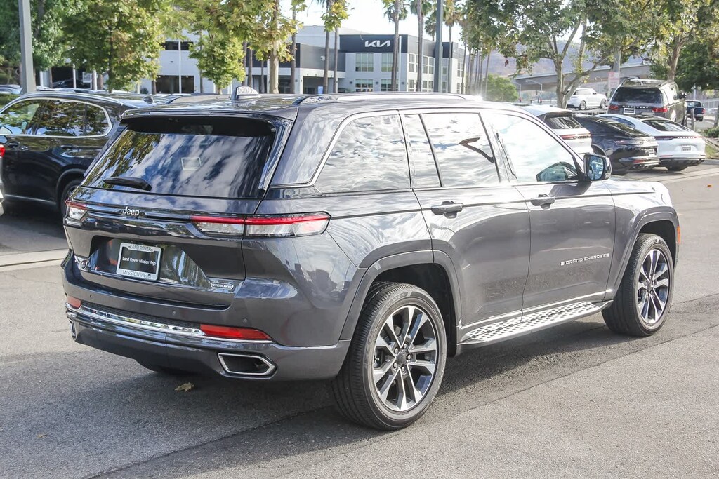 Used 2024 Jeep Grand Cherokee Overland SUV