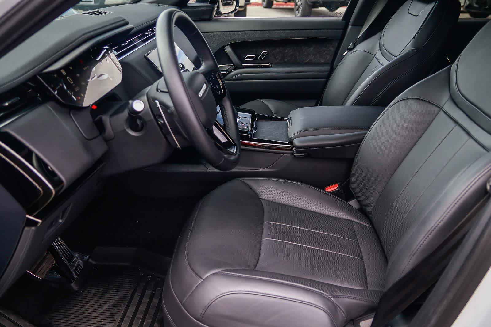 Thumbnail: 2024 Land Rover Range Rover Sport - 19