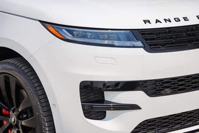 Thumbnail: 2024 Land Rover Range Rover Sport - 4