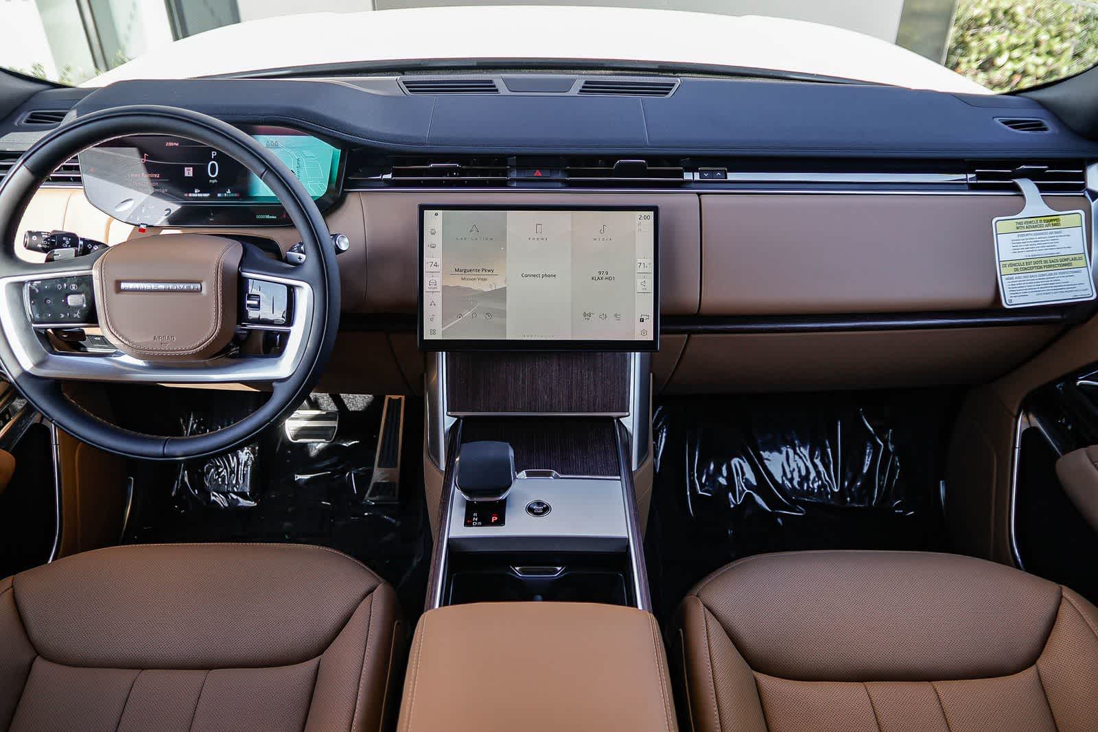 Thumbnail: 2026 Land Rover Range Rover - 3