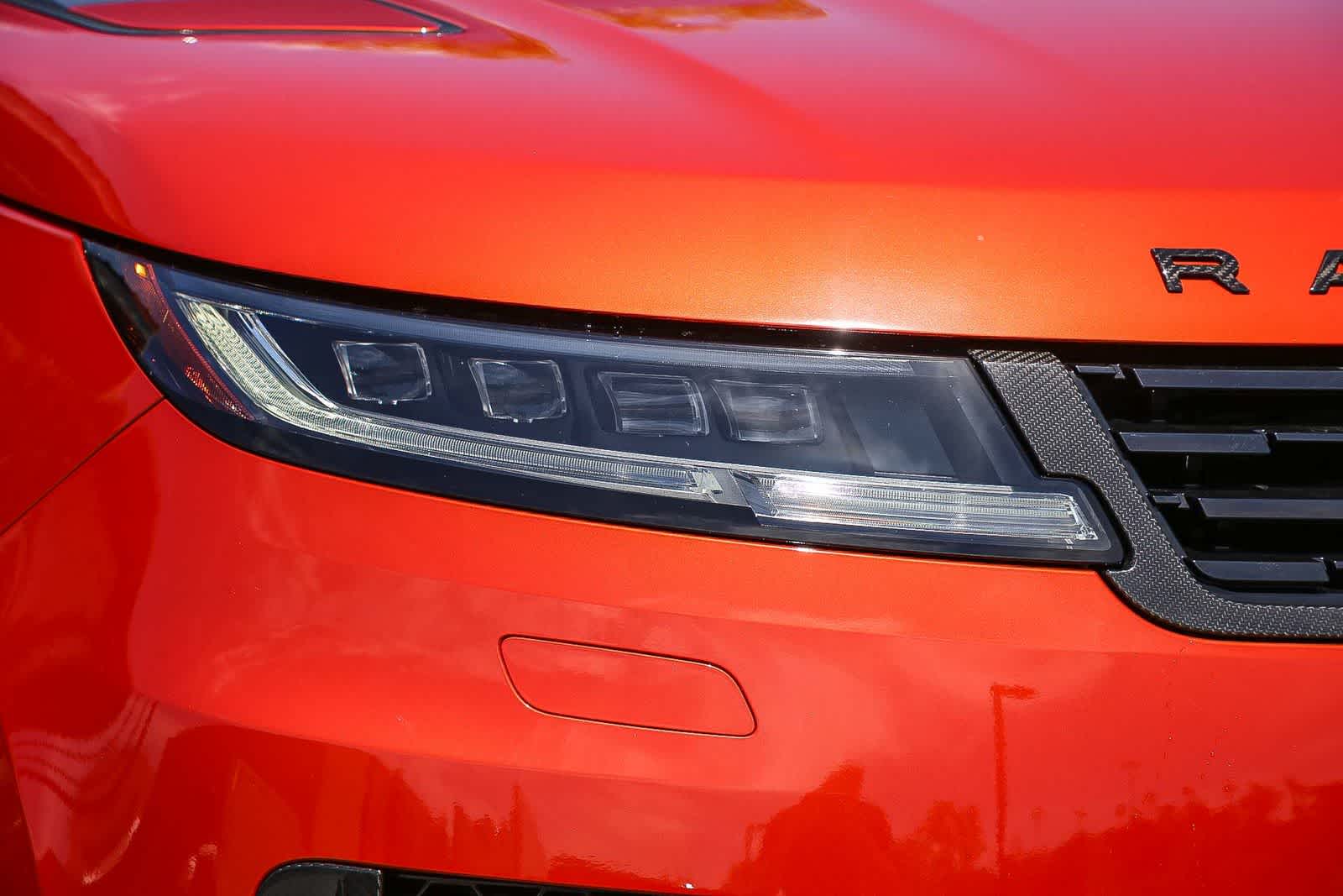 Thumbnail: 2025 Land Rover Range Rover Sport - 7