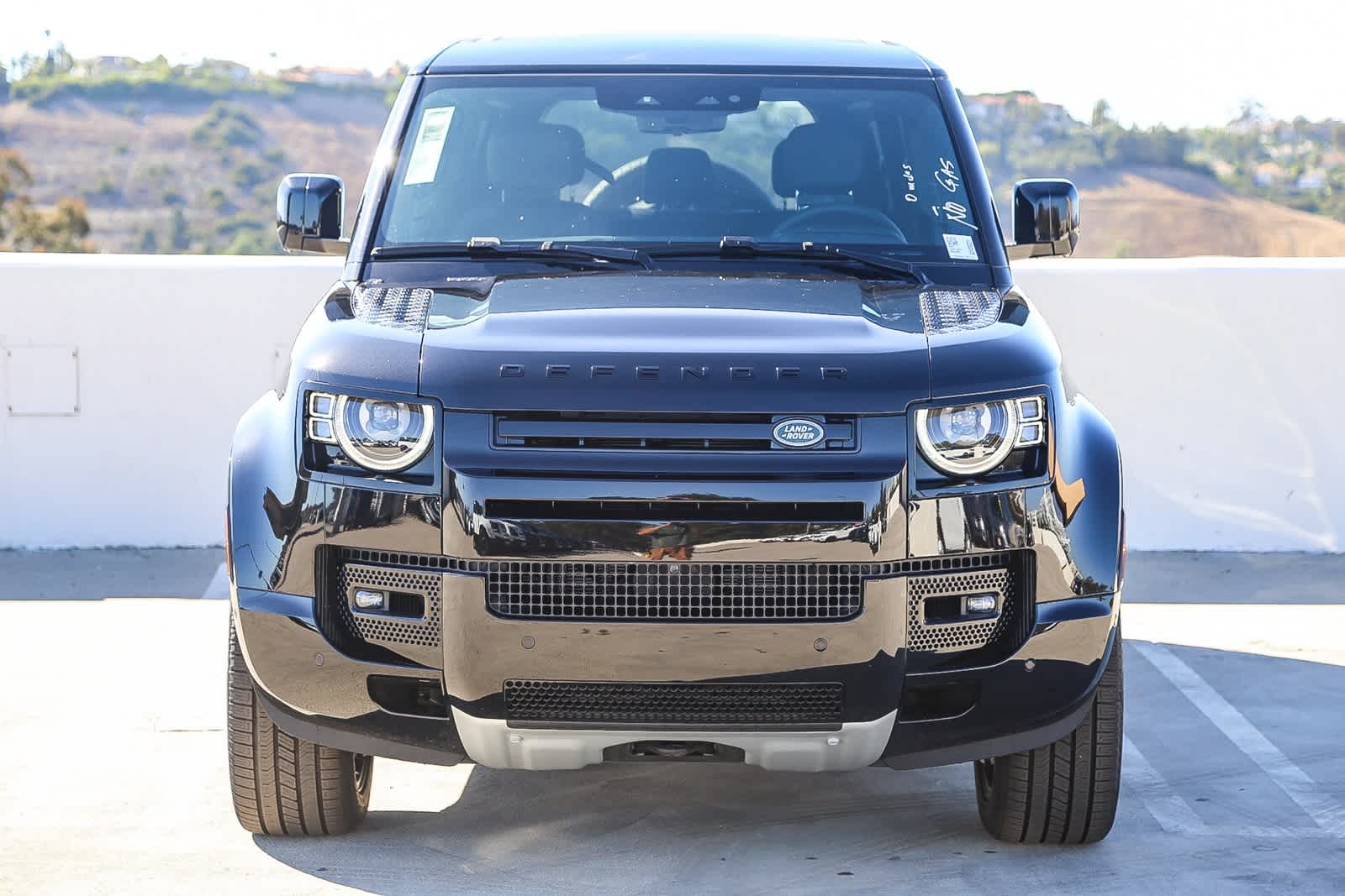 Thumbnail: 2025 Land Rover Defender - 2