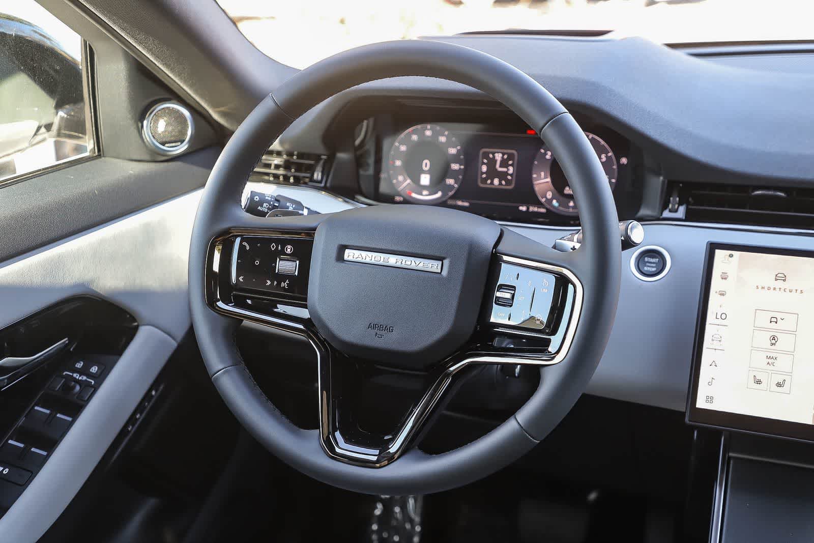 Thumbnail: 2026 Land Rover Range Rover Evoque - 14