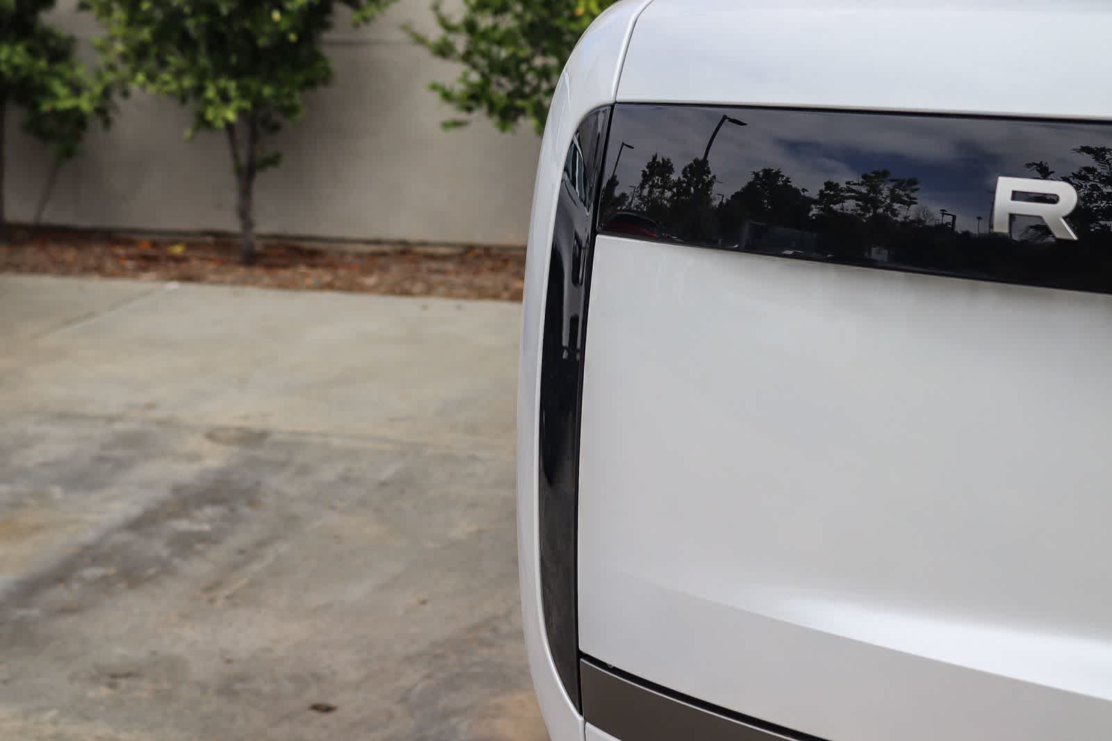 Thumbnail: 2026 Land Rover Range Rover - 7