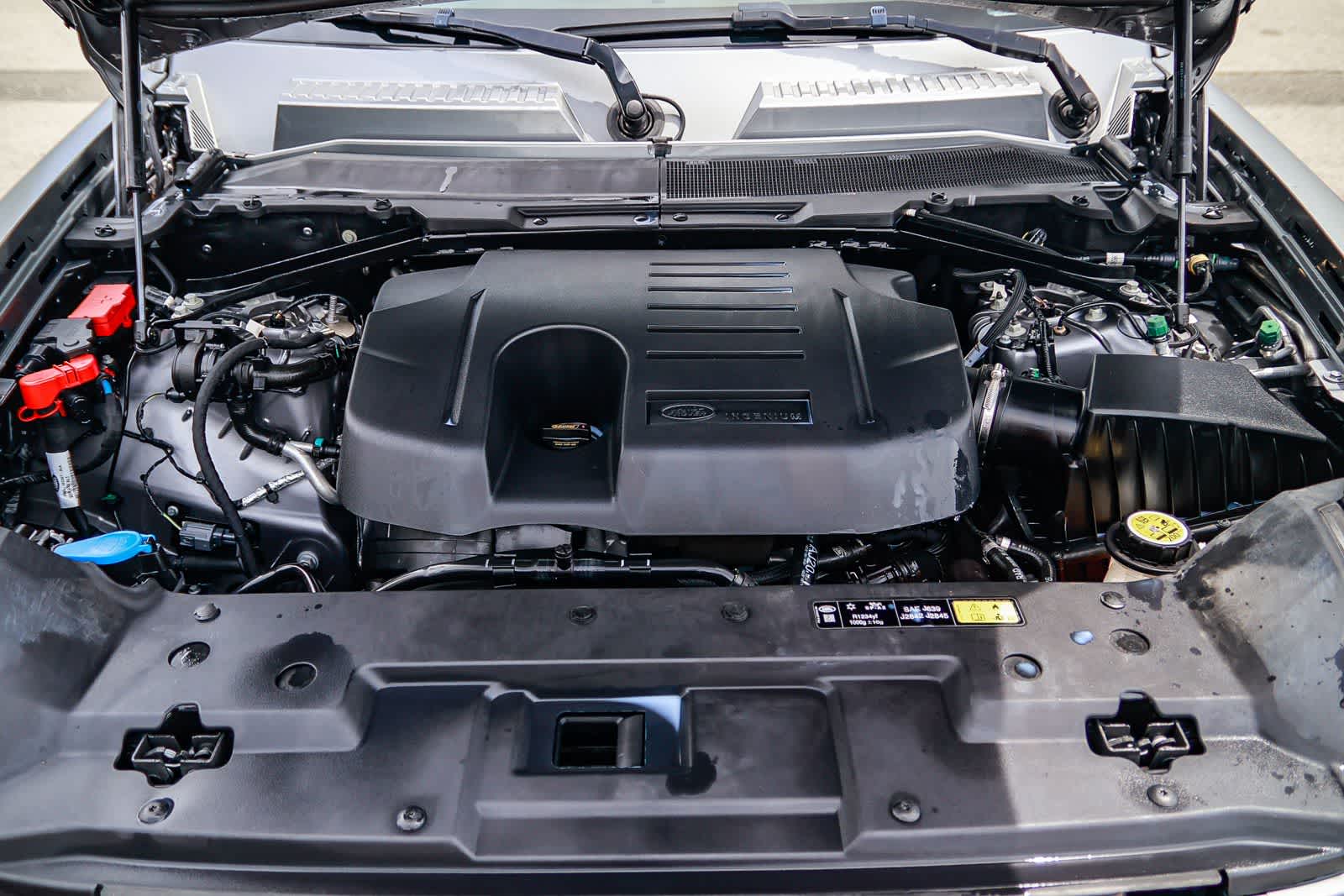 Thumbnail: 2023 Land Rover Defender - 30