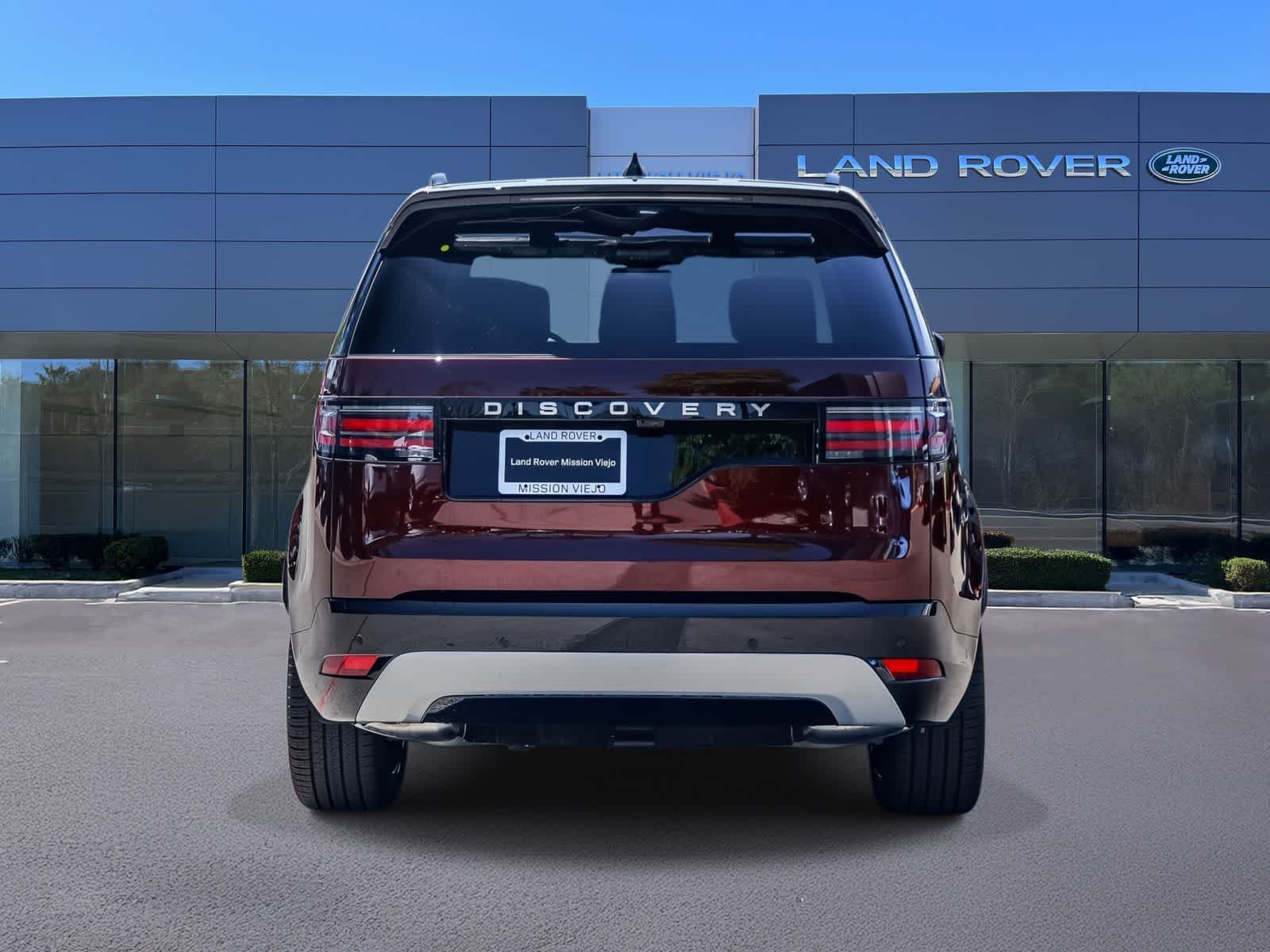 Thumbnail: 2026 Land Rover Discovery - 5