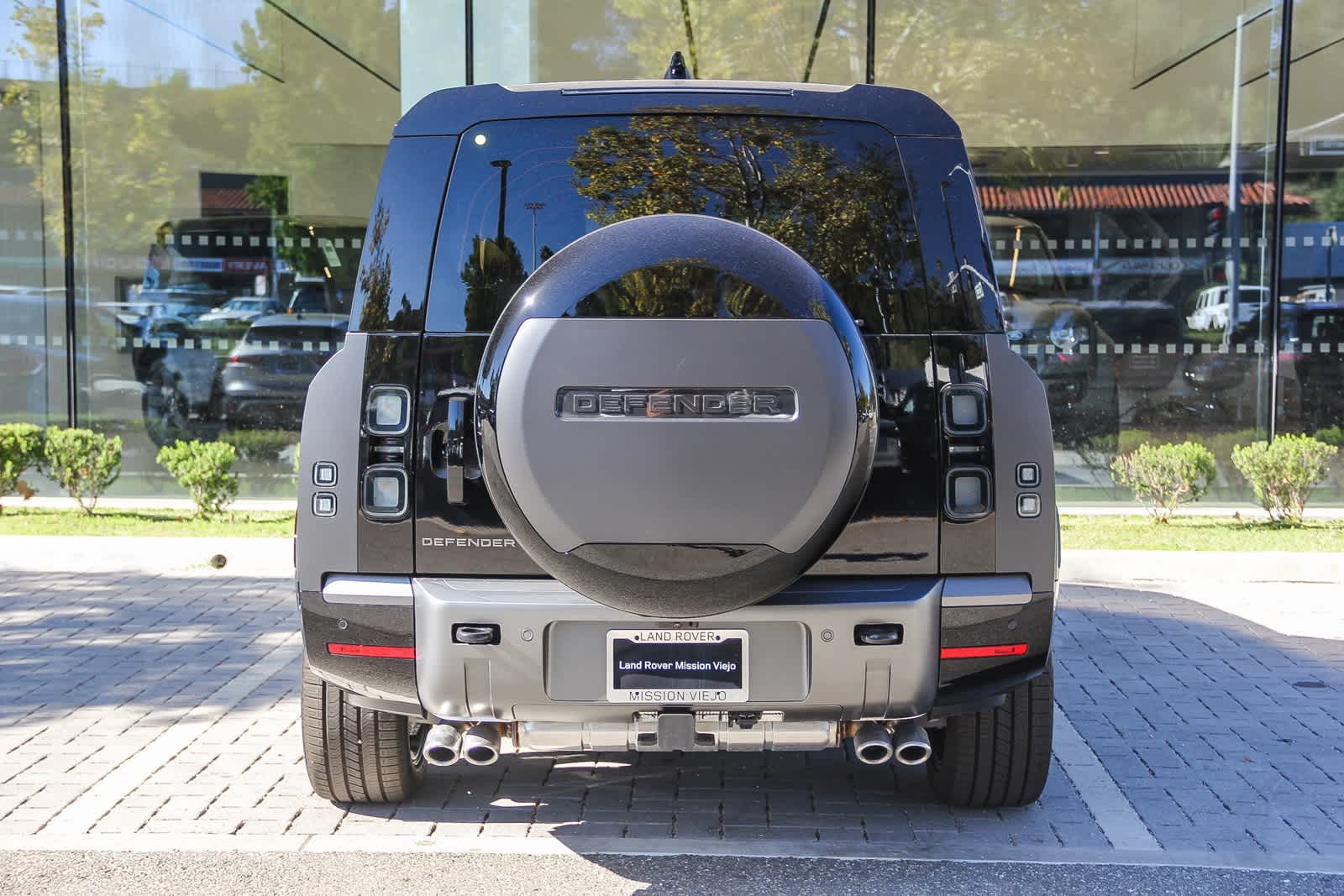 Thumbnail: 2026 Land Rover Defender - 4