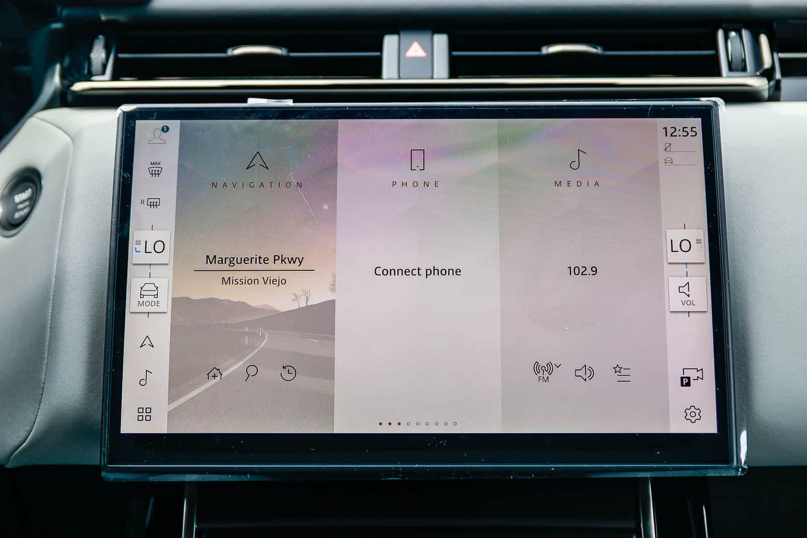 Thumbnail: 2026 Land Rover Range Rover Velar - 14