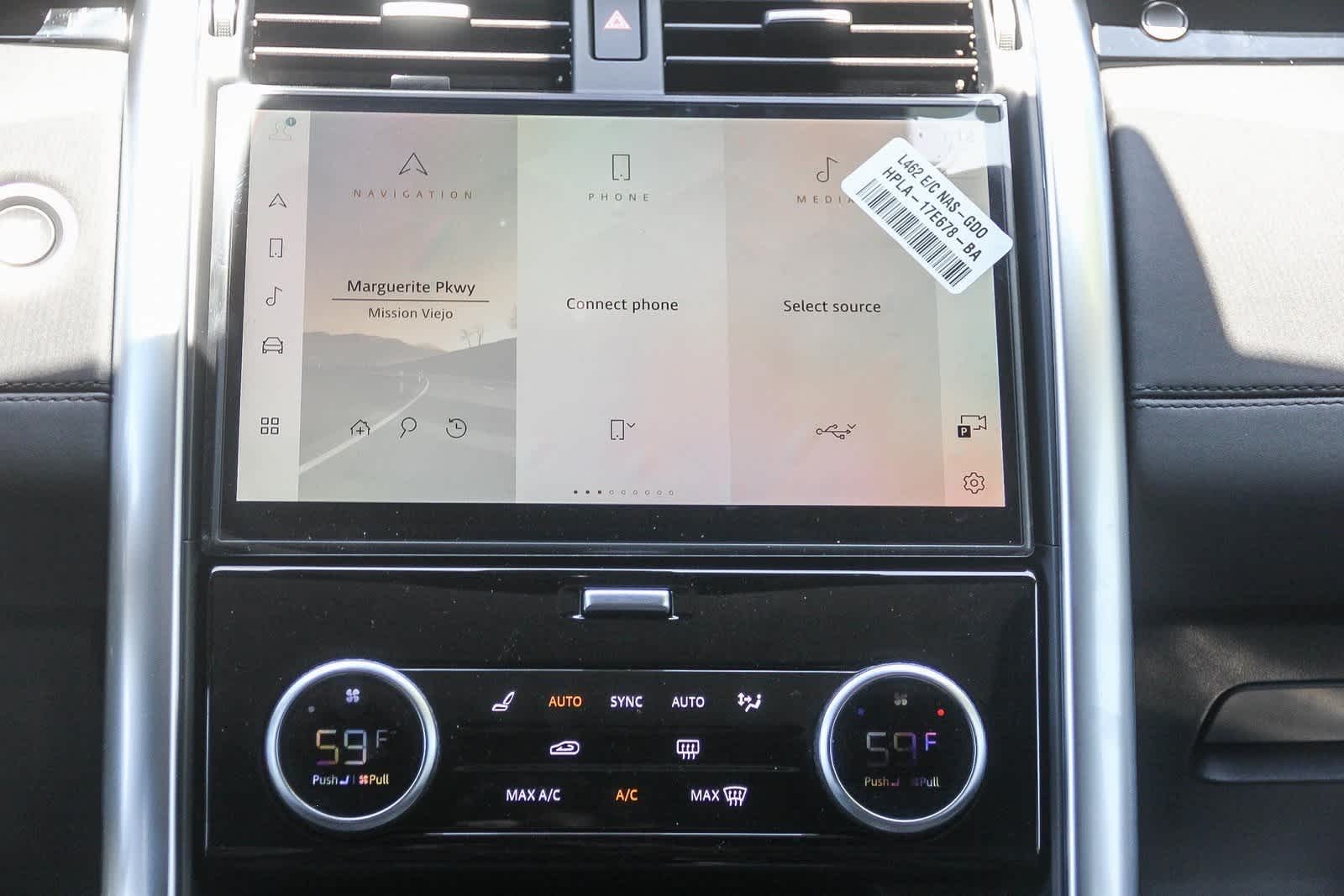 Thumbnail: 2025 Land Rover Discovery - 13