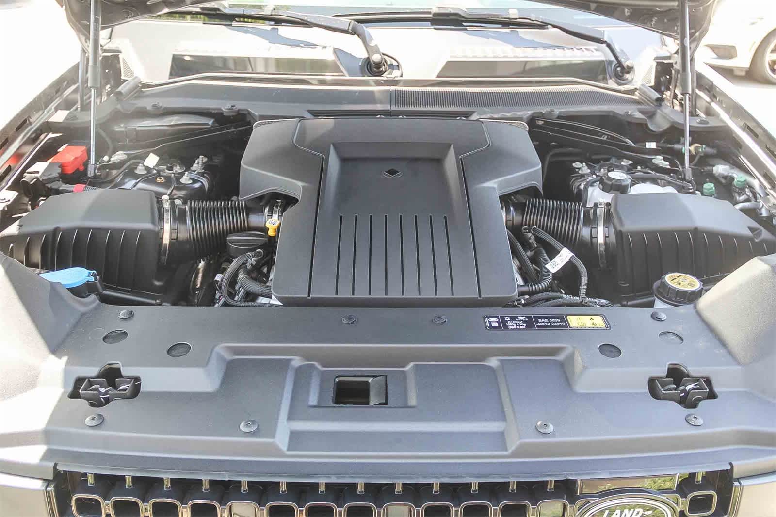 Thumbnail: 2025 Land Rover Defender - 27