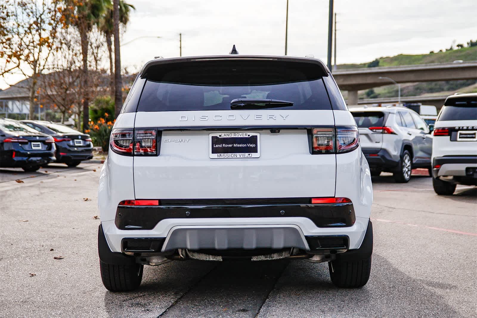 Thumbnail: 2025 Land Rover Discovery Sport - 5