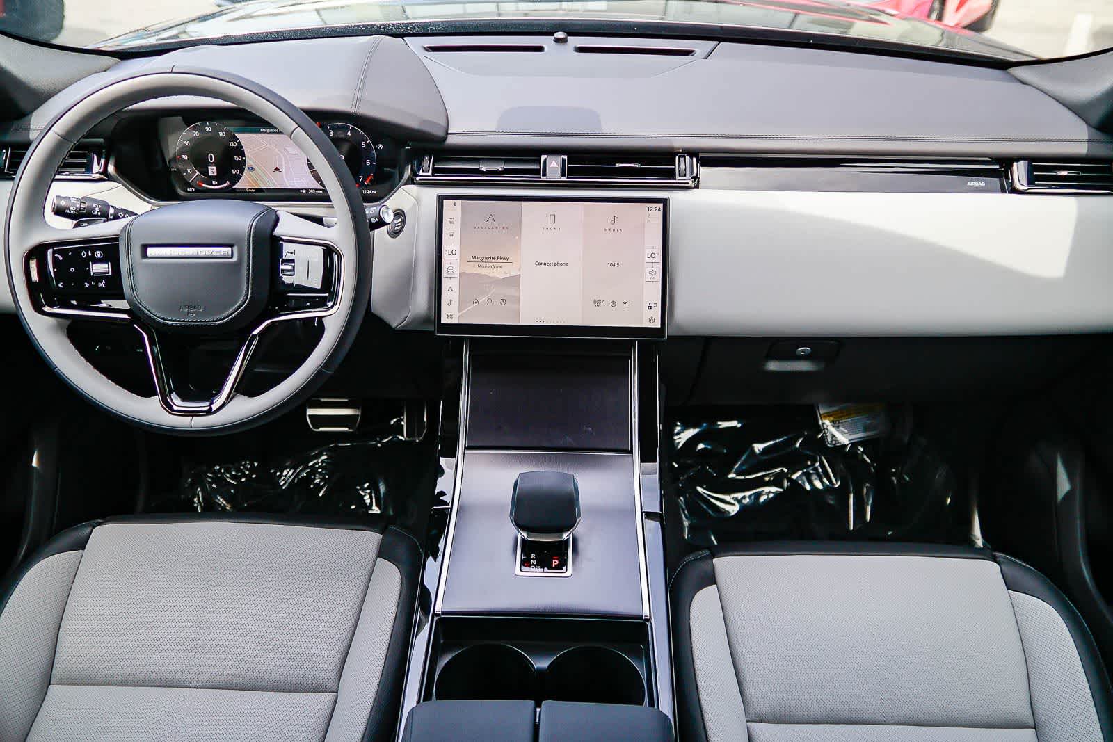 Thumbnail: 2026 Land Rover Range Rover Velar - 12