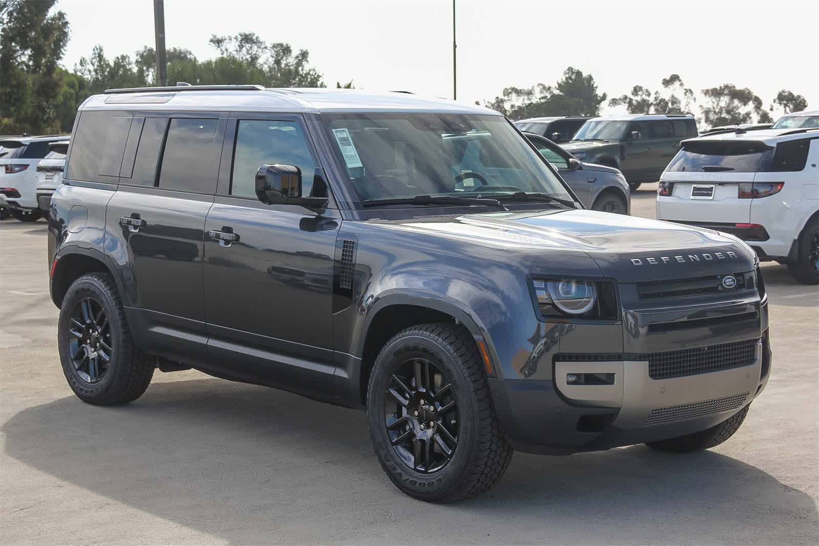 Thumbnail: 2026 Land Rover Defender - 3