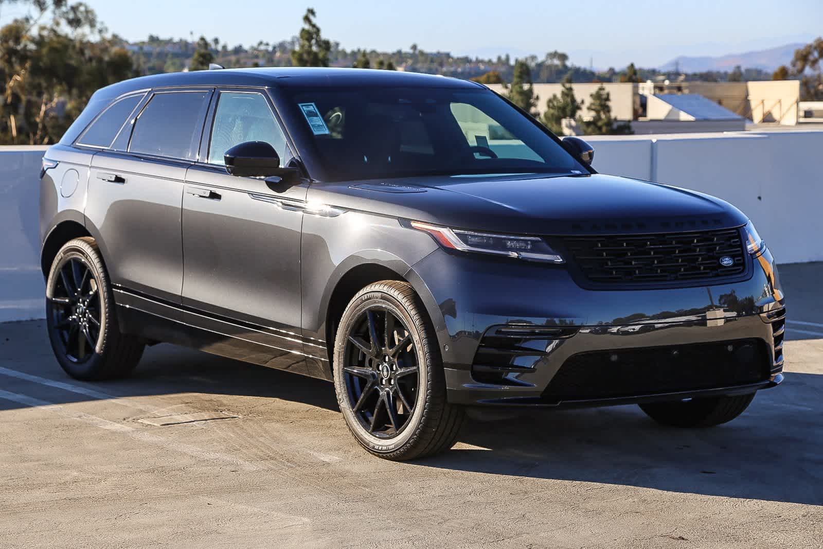 Thumbnail: 2026 Land Rover Range Rover Velar - 3