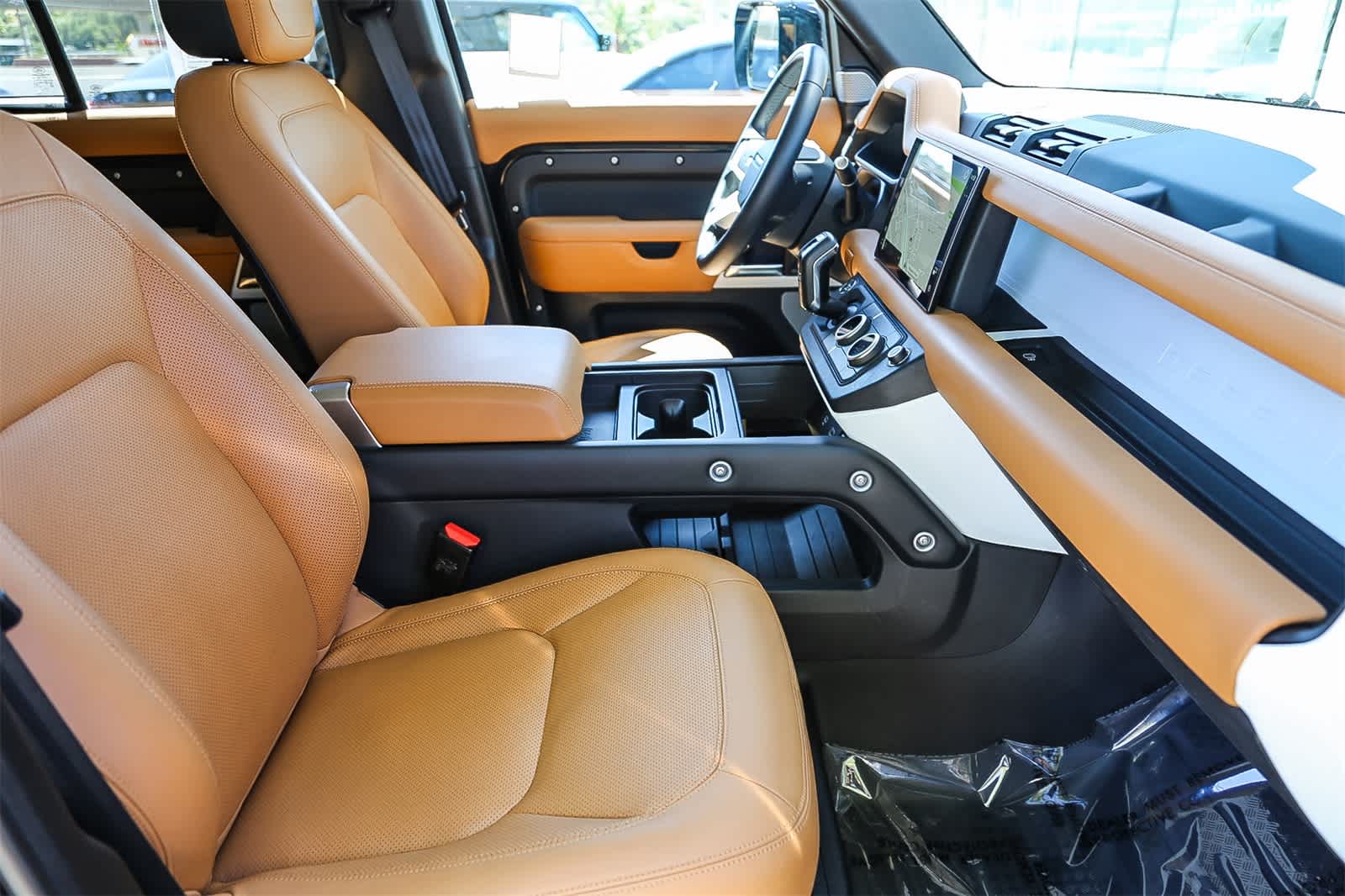 Thumbnail: 2023 Land Rover Defender - 16