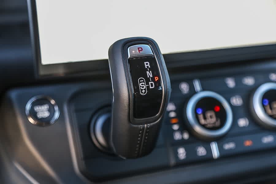 Thumbnail: 2026 Land Rover Defender - 19