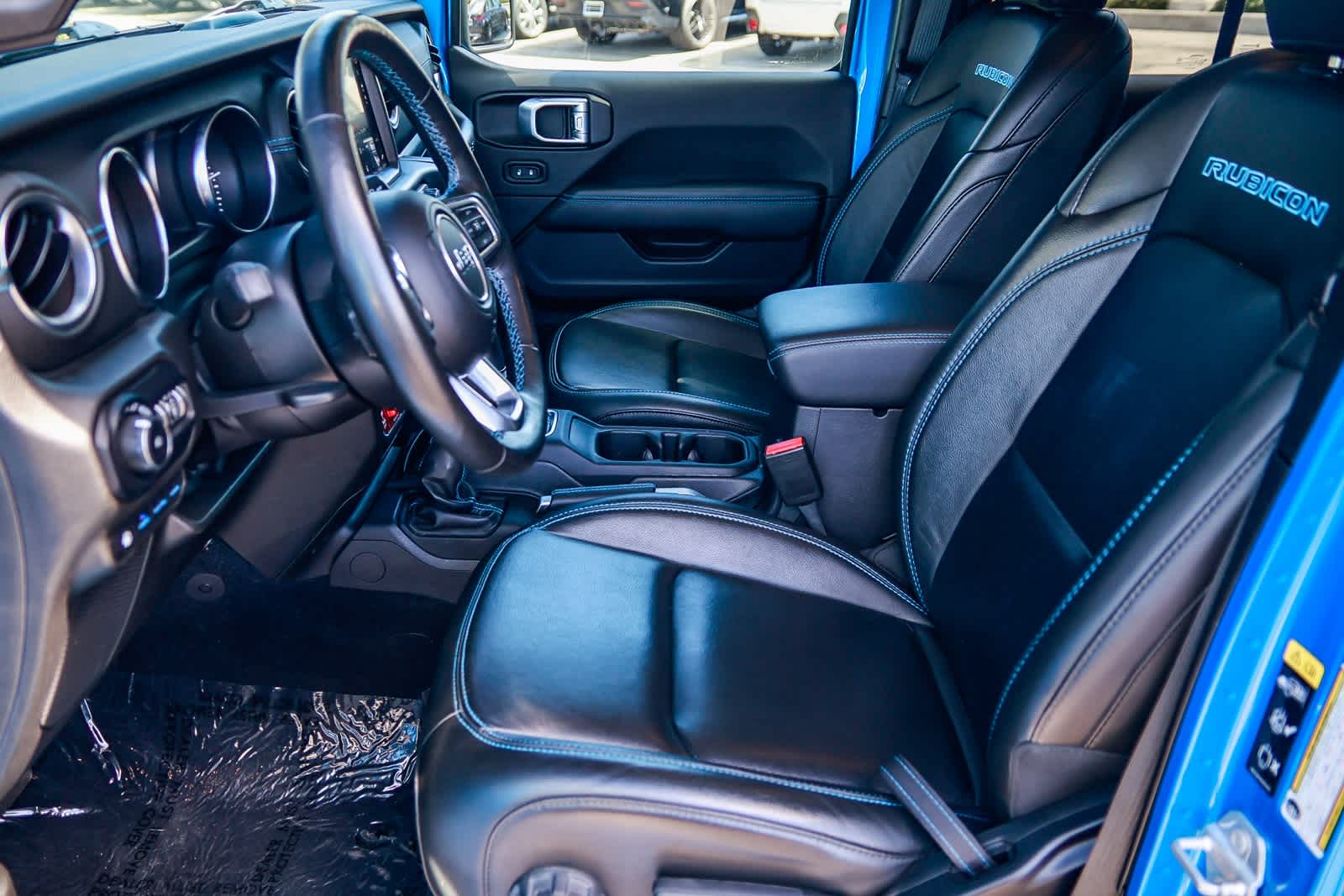 Thumbnail: 2022 Jeep Wrangler - 18