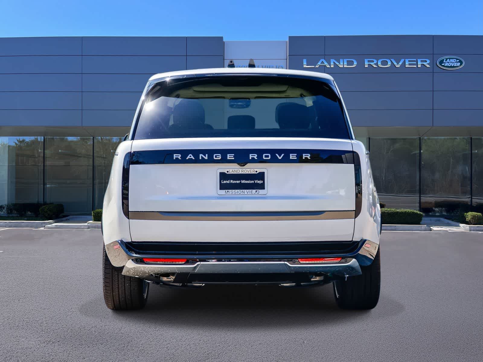 Thumbnail: 2026 Land Rover Range Rover - 5