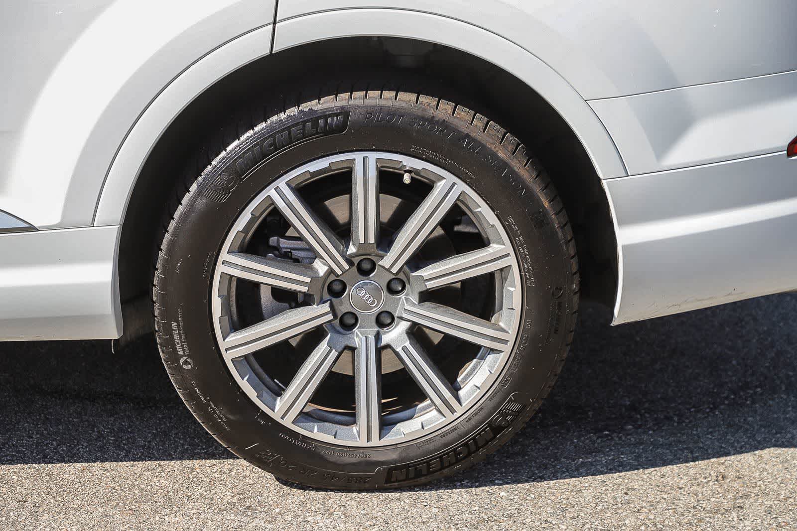 Thumbnail: 2018 Audi Q7 - 10