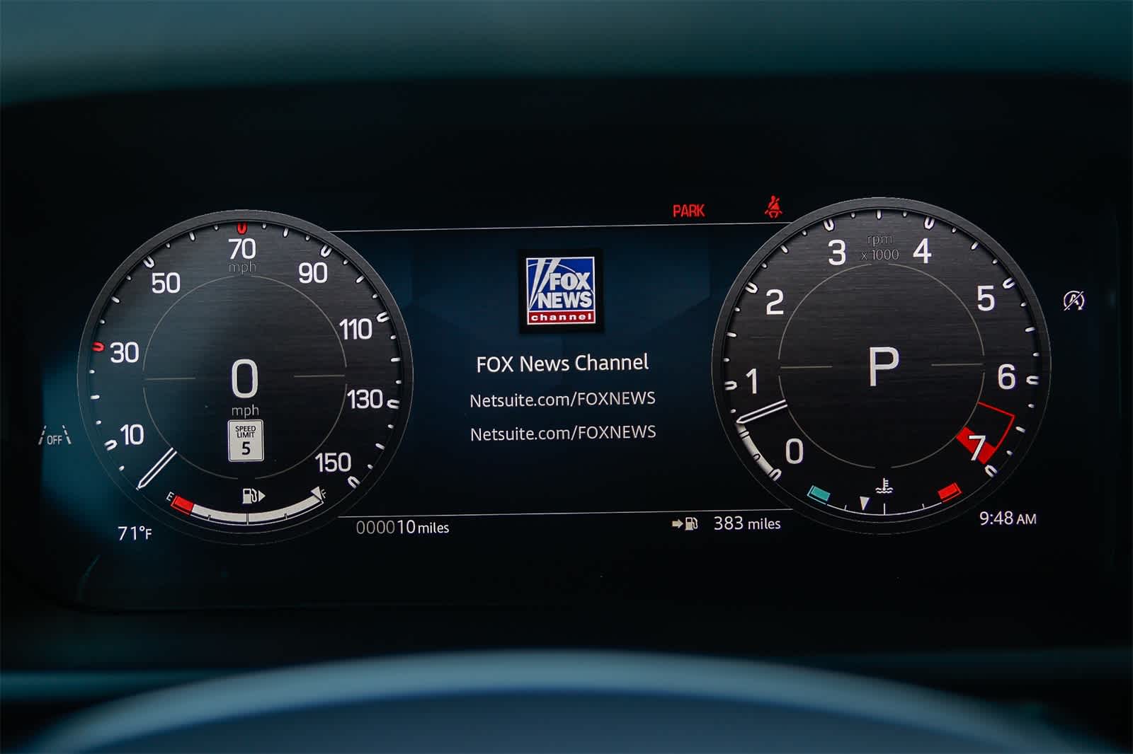 Thumbnail: 2026 Land Rover Defender - 25