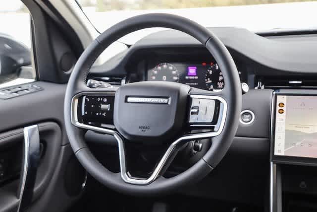 Thumbnail: 2025 Land Rover Discovery Sport - 15