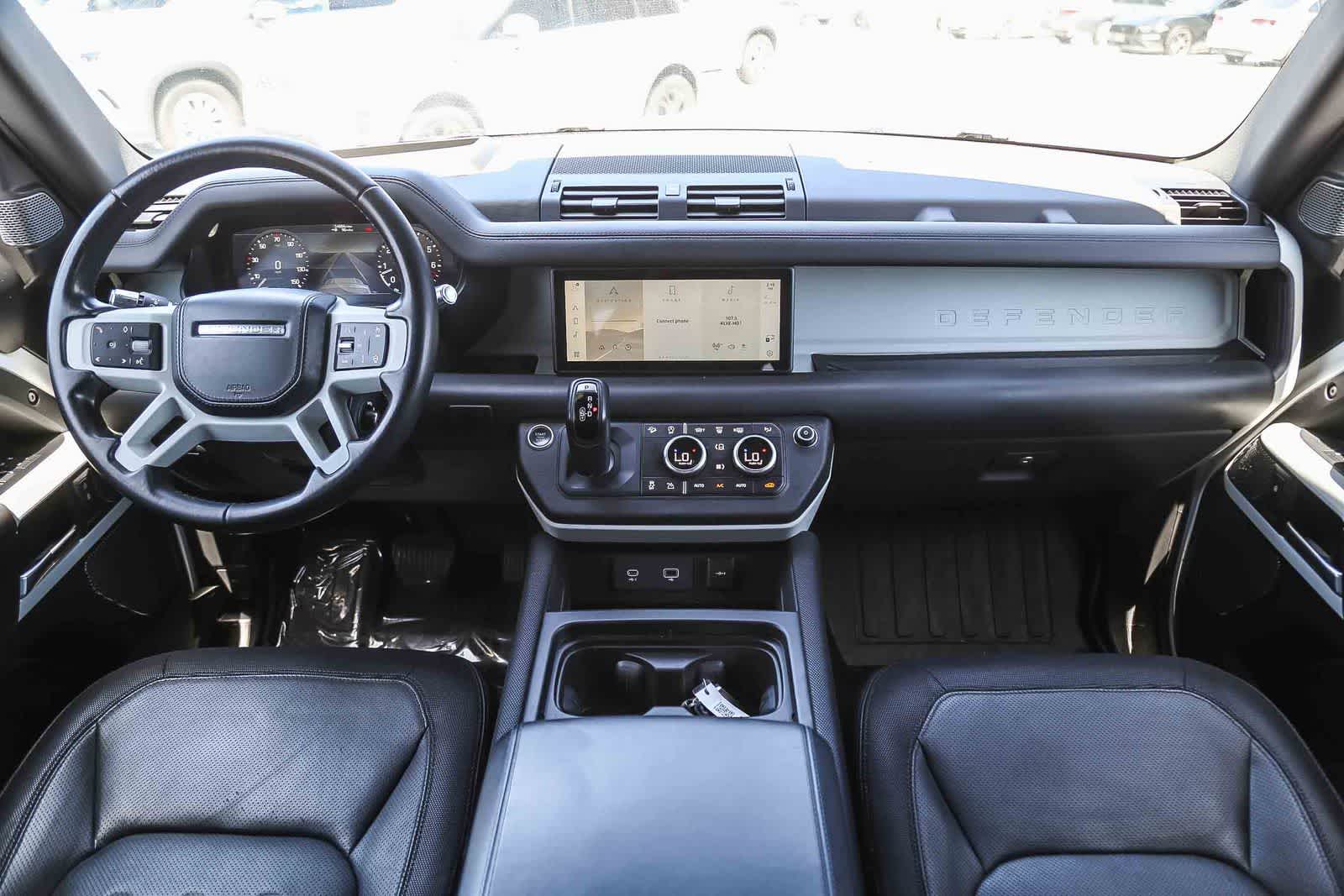 Thumbnail: 2022 Land Rover Defender - 12