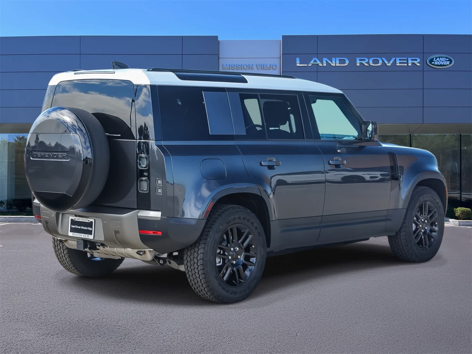 Thumbnail: 2026 Land Rover Defender - 6