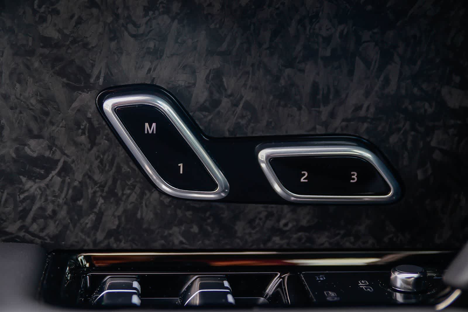 Thumbnail: 2024 Land Rover Range Rover Sport - 22