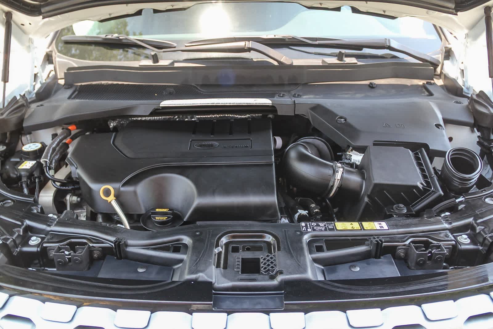 Thumbnail: 2023 Land Rover Discovery Sport - 27