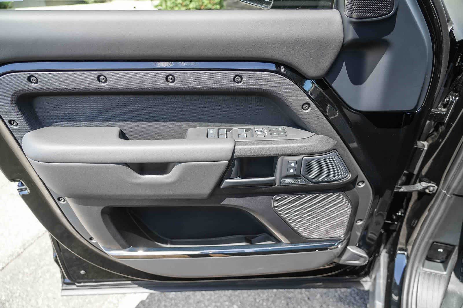 Thumbnail: 2026 Land Rover Defender - 21