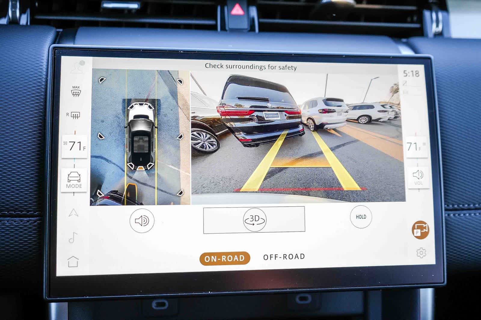 Thumbnail: 2026 Land Rover Discovery Sport - 21