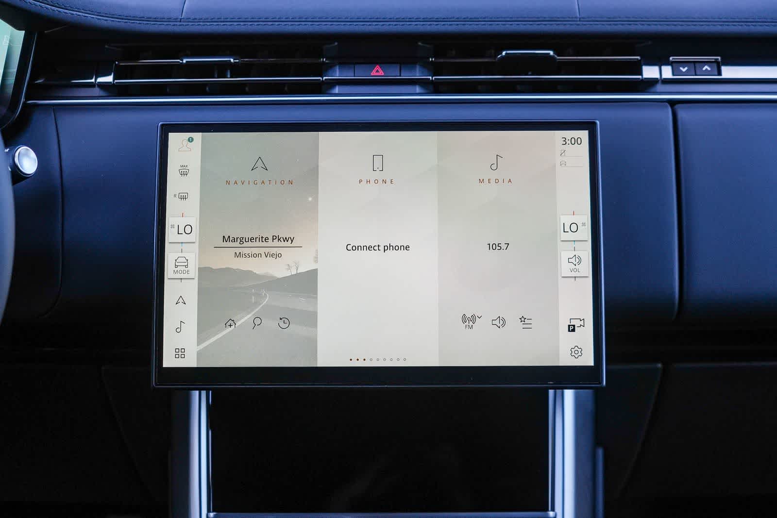 Thumbnail: 2026 Land Rover Range Rover - 13