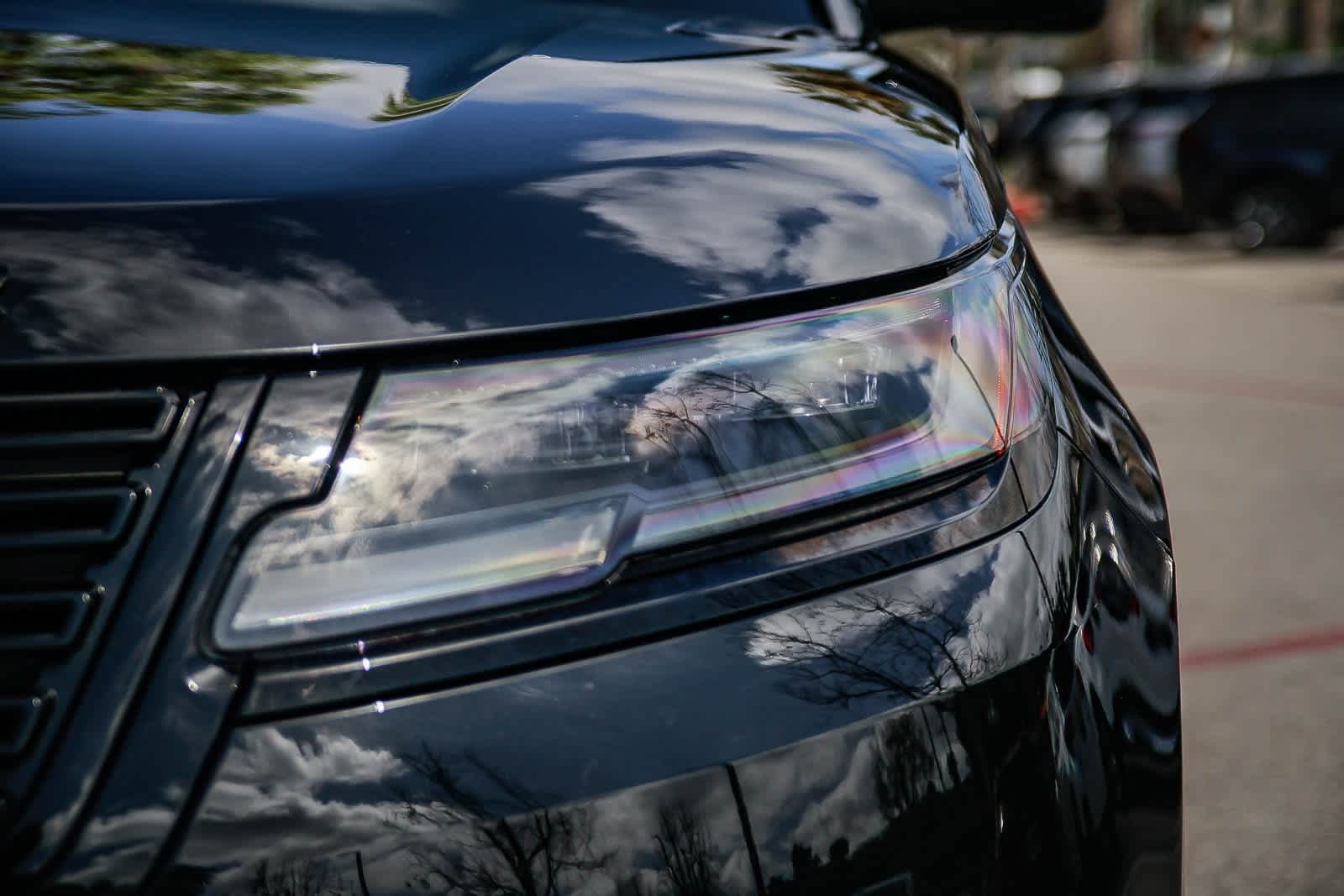 Thumbnail: 2025 Land Rover Range Rover Velar - 10