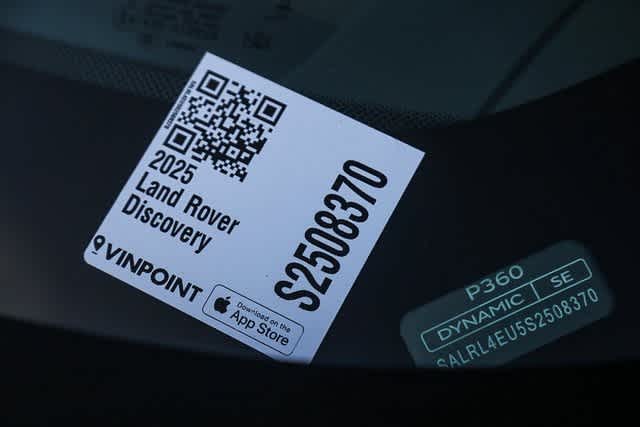 Thumbnail: 2025 Land Rover Discovery - 31