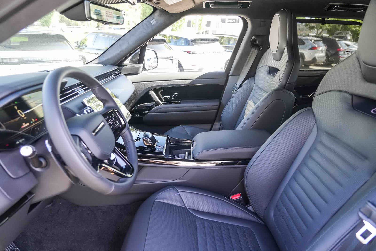Thumbnail: 2026 Land Rover Range Rover Sport - 17